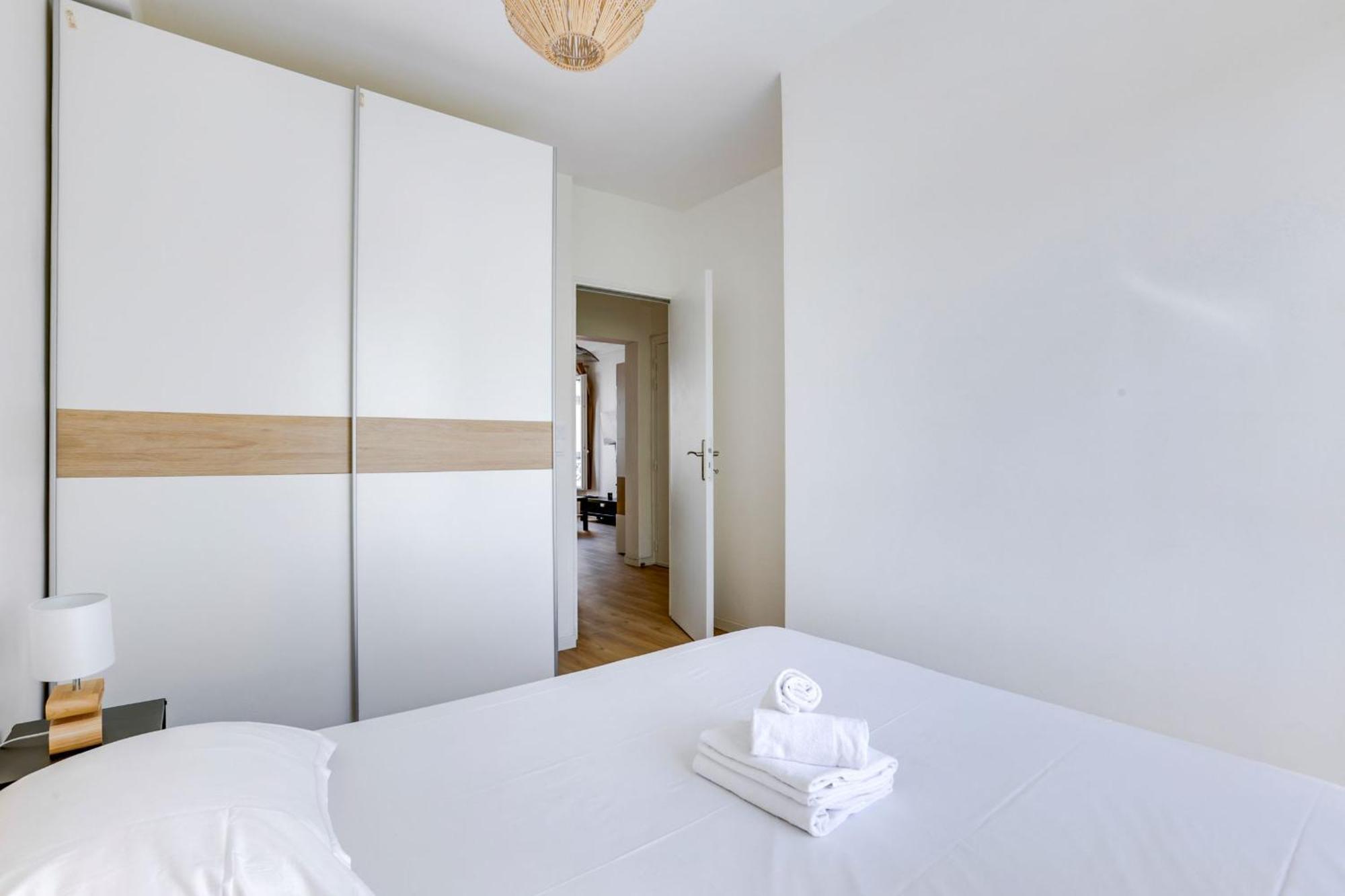 Montmartre & Sacre-Coeur - 2Br - Cityapartmentstay Paris Ngoại thất bức ảnh